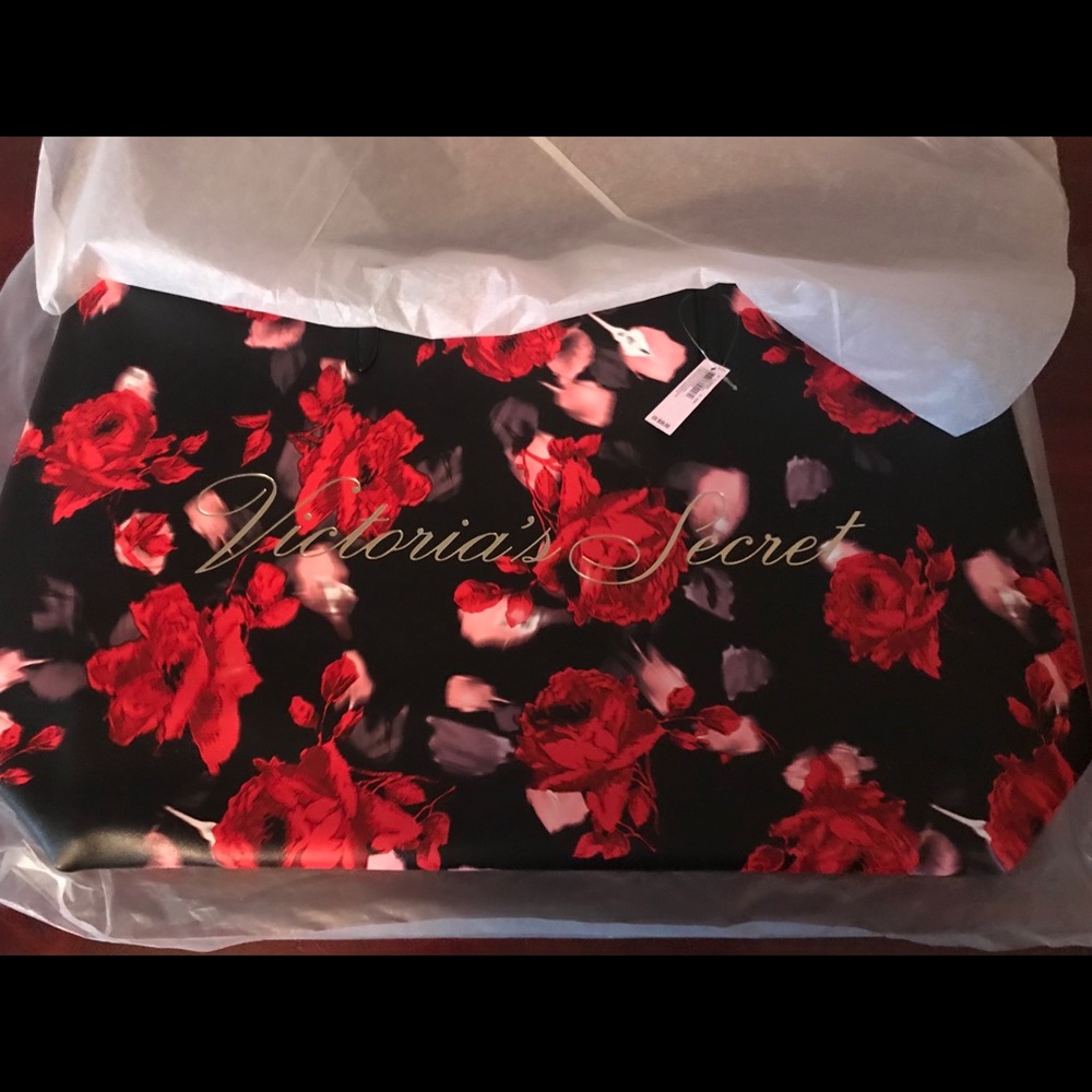 Victoria’s Secret Tote